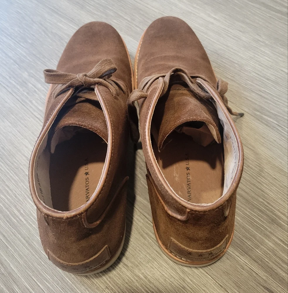 John Varvatos USA Men's Brooklyn Chukka Suede Boots Size 9.5